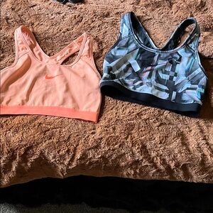 Nike sports bra bundle